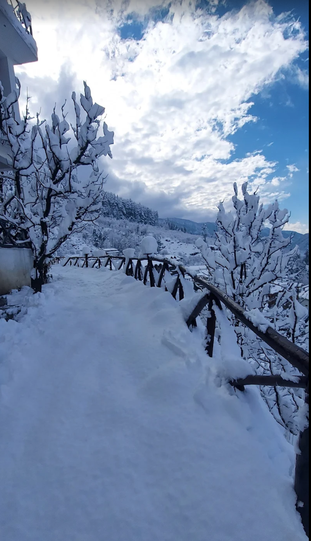 15 Places to Visit in September in India for Memorable Vacation